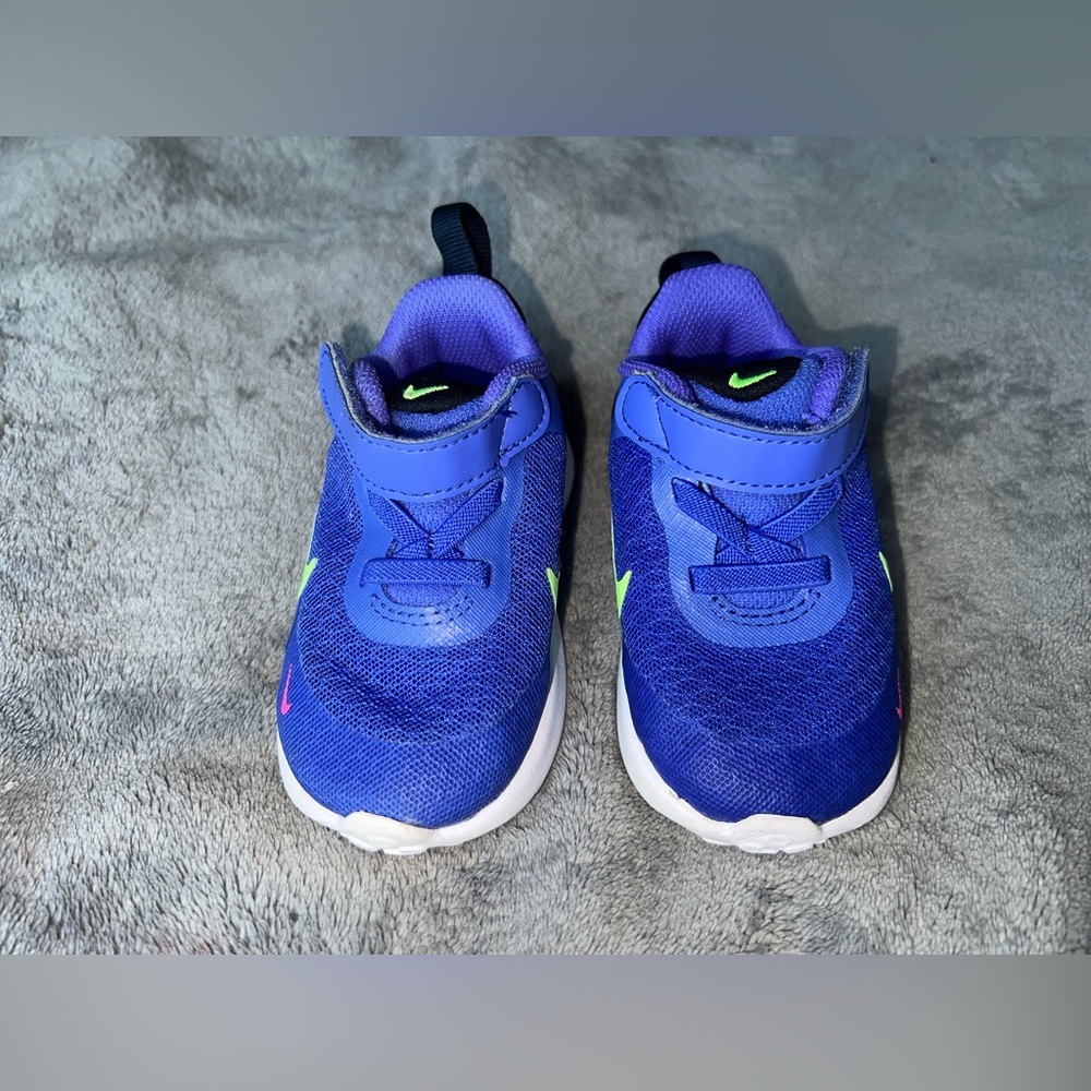 Nike Revolution Slip-on Velcro Sneakers toddler 4.5
